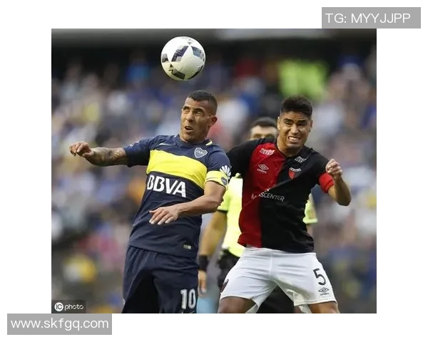 小阿根廷人与科隆竞技的精彩对决结果揭晓引发热议 小阿根廷人与科隆竞技的精彩对决结果揭晓引发热议